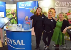 De dames van Chrysal, dat op de Horticontact Chrysal Viva presenteerde, een groeimiddel dat werkt op basis van hormonen